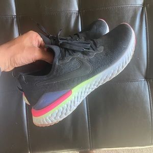 Nike Flyknit “BETRUE”